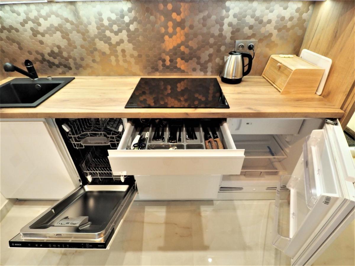 Vip Apartamenty Centrum Przy Rowni زاكوباني المظهر الخارجي الصورة