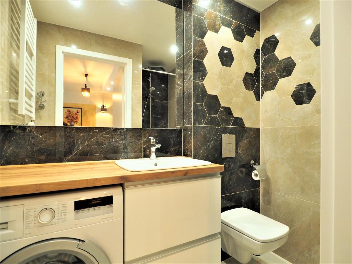 Vip Apartamenty Centrum Przy Rowni زاكوباني المظهر الخارجي الصورة