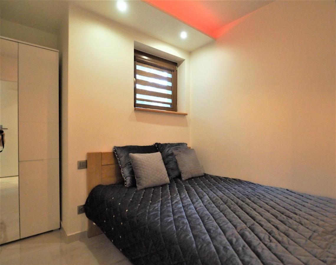 Vip Apartamenty Centrum Przy Rowni زاكوباني المظهر الخارجي الصورة